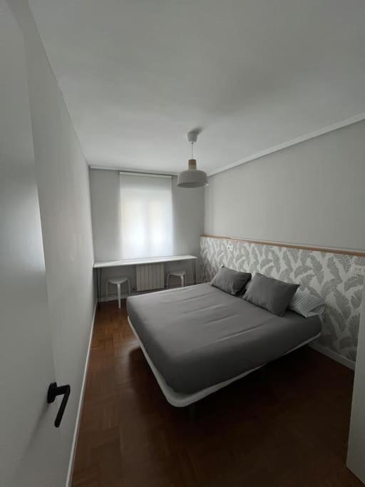 Piso Acogedor Cerca Del Centro. Apartman Burgo Kültér fotó