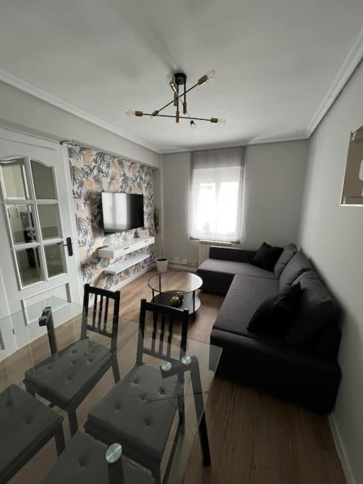 Piso Acogedor Cerca Del Centro. Apartman Burgo Kültér fotó